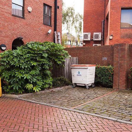 Russell Scott Backpackers Hostel Leeds  Eksteriør billede