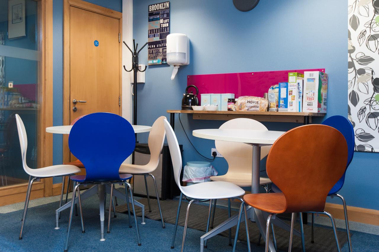 Russell Scott Backpackers Hostel Leeds  Eksteriør billede