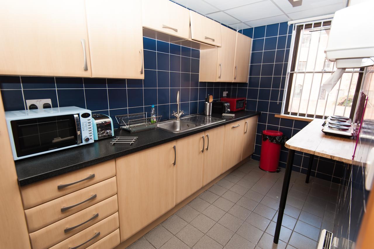 Russell Scott Backpackers Hostel Leeds  Eksteriør billede