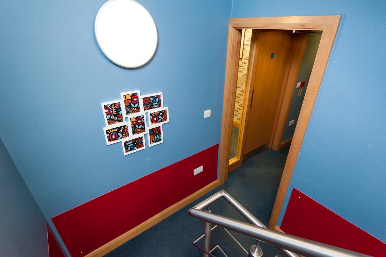 Russell Scott Backpackers Hostel Leeds  Eksteriør billede