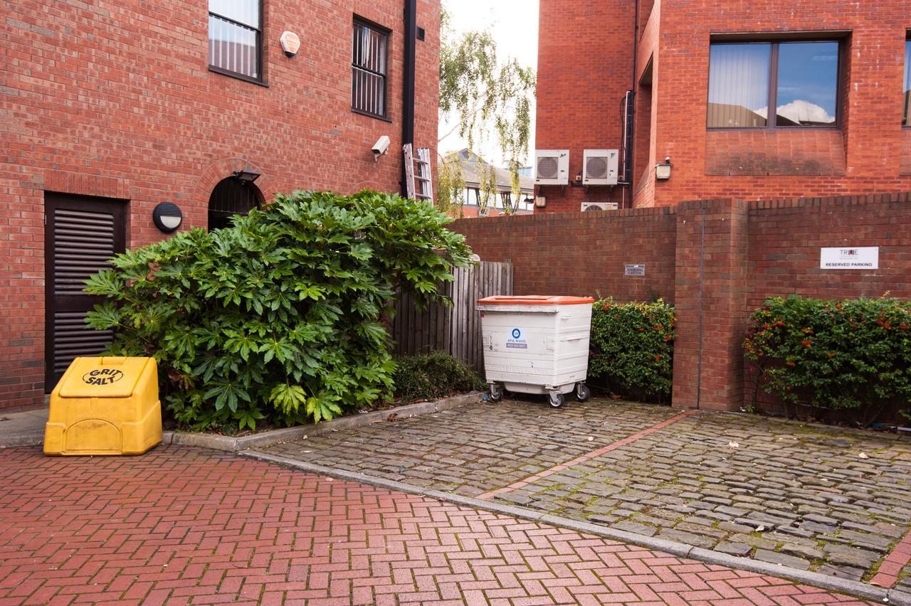 Russell Scott Backpackers Hostel Leeds  Eksteriør billede